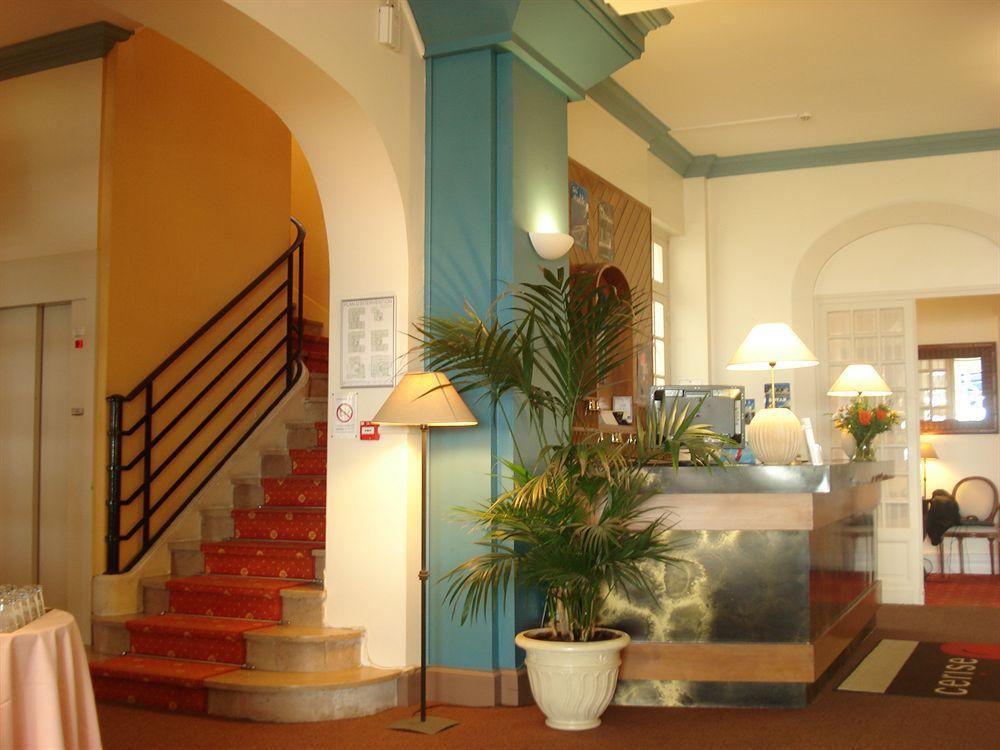 Cerise Royan - Le Grand Hotel De La Plage Екстериор снимка