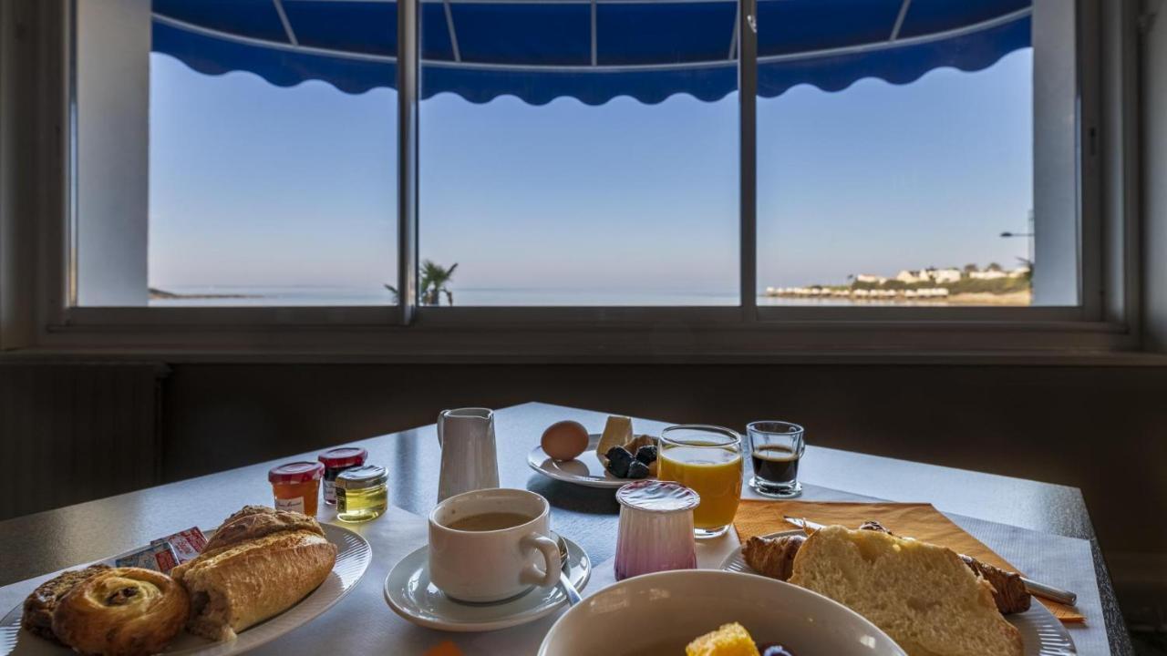 Cerise Royan - Le Grand Hotel De La Plage Екстериор снимка